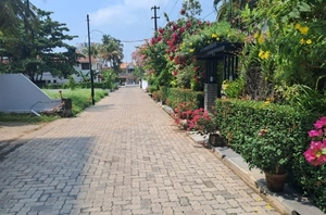 9 Cent Land for Sale in Chilavannoor, Kochi 