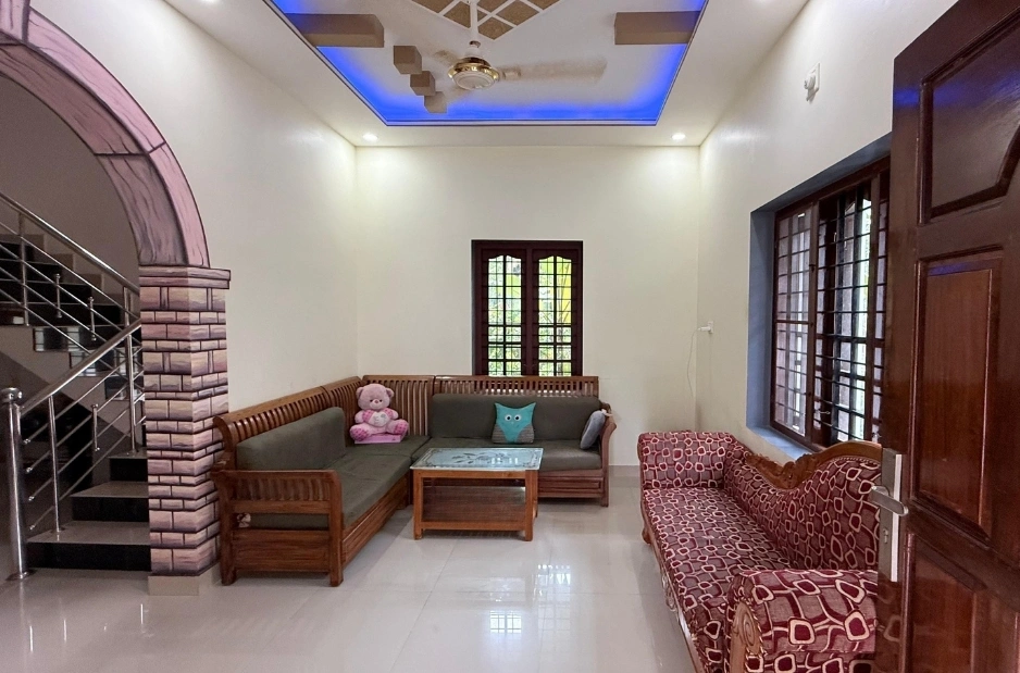 5 BHK Spacious House for Sale in Kadungalloor