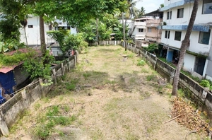 9.58 Cent Land for Sale in Kaloor-Kadavanthra Road