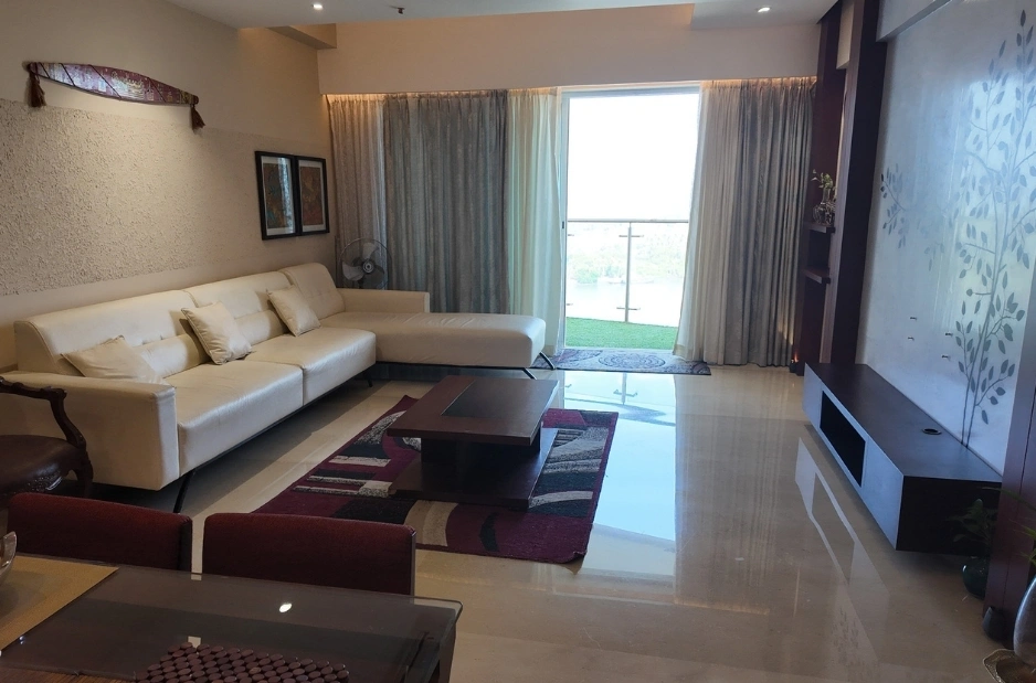 3 BHK Fully Furnished Flat for Sale in Marine Drive