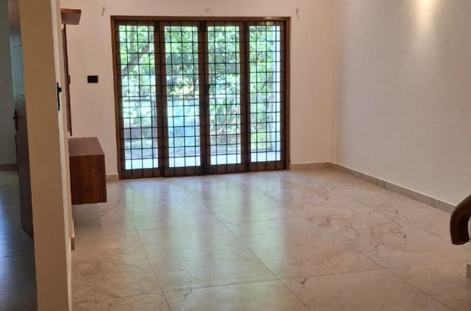 3 BHK Premium Apartment for Rent in Marine Drive